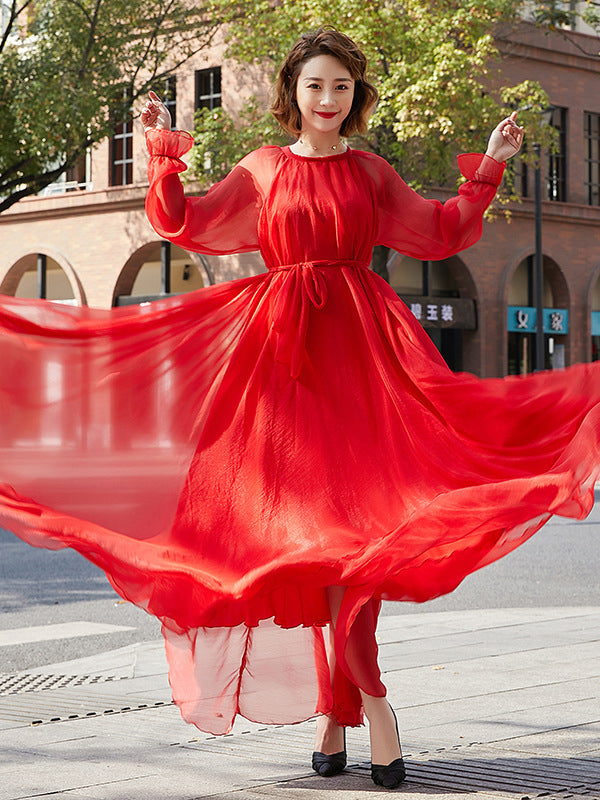 Gracefully Styled Dress for Any Occasion