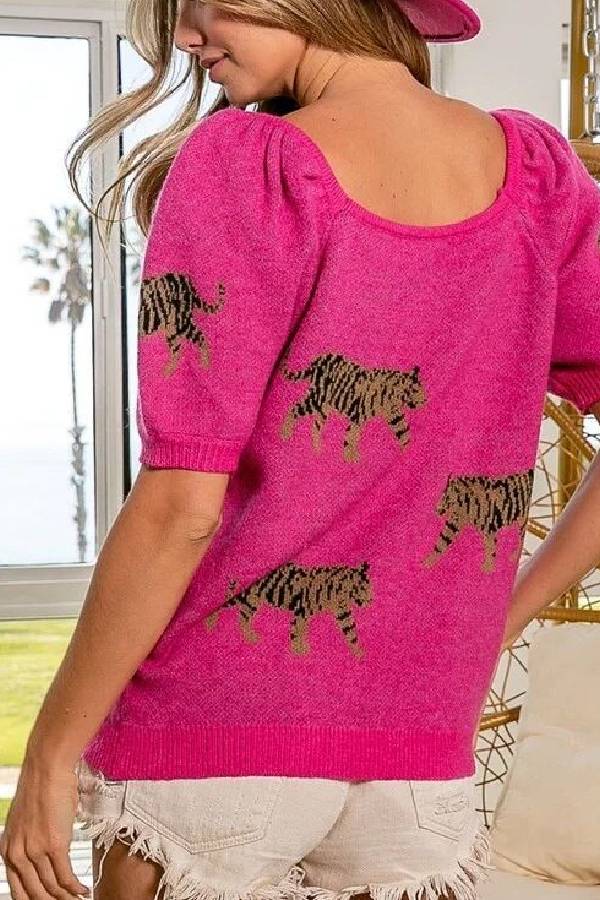 Gracefully Styled Pullover for Any Occasion