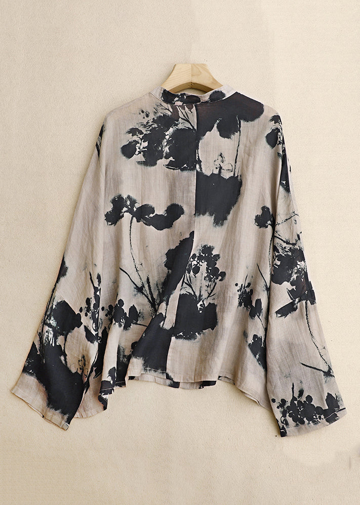 Classic Vintage Shirt with a Flattering Fit