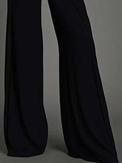 Classic Vintage Pants with a Flattering Fit