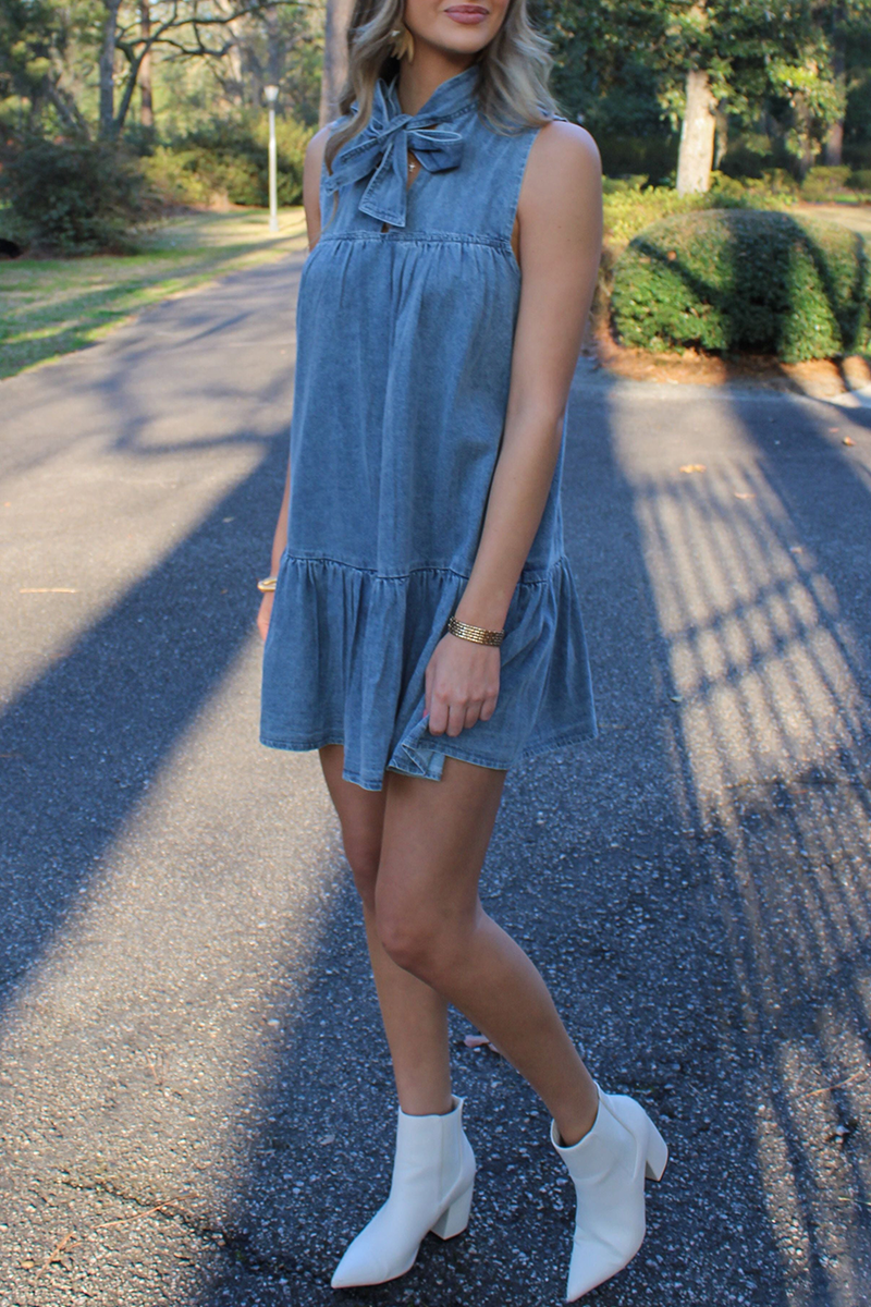 Elegantly Styled Dress for Everyday Wear