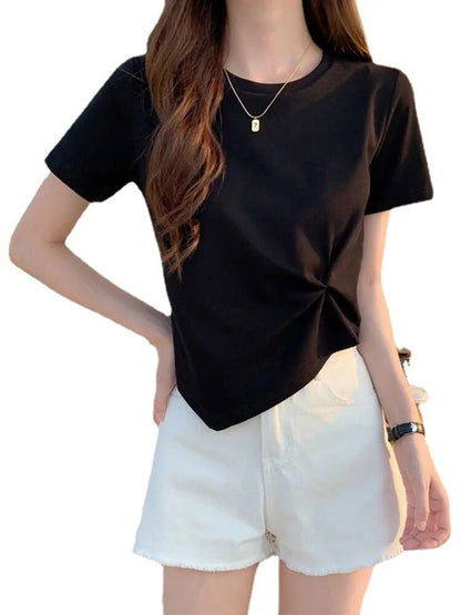 Well Tailored T-Shirt with a Graceful Silhouette