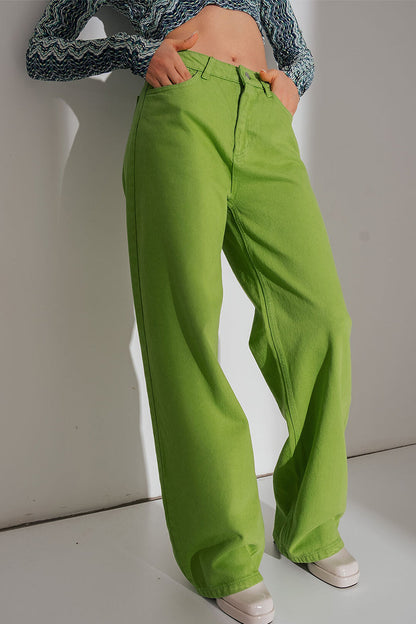 Beautifully Finished Garment in a Timeless Design