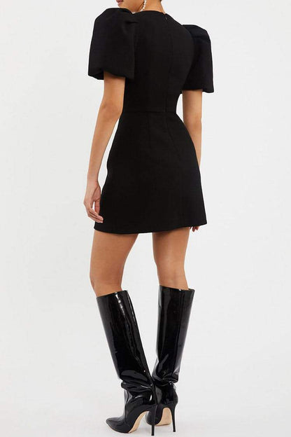 Polished Dress with an Effortless Classic Look