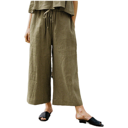 Effortlessly Elegant Pants with a Timeless Design