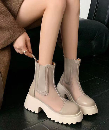 Polished Boots with an Effortless Classic Look