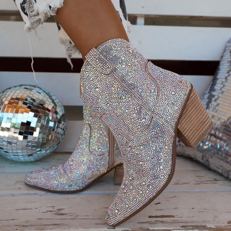 Gracefully Styled Boots for Any Occasion
