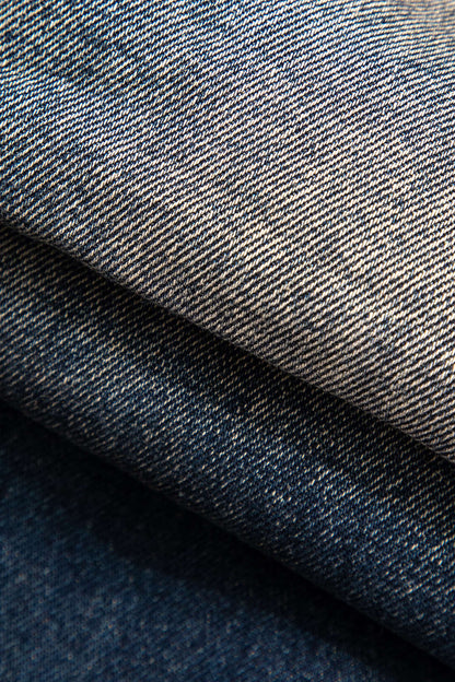 Well Tailored Pants with a Graceful Silhouette