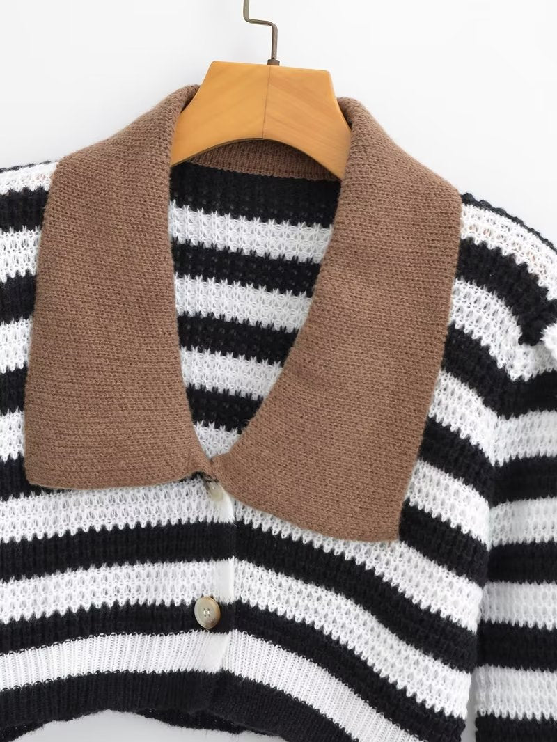 Elegantly Styled Cardigan for Everyday Wear