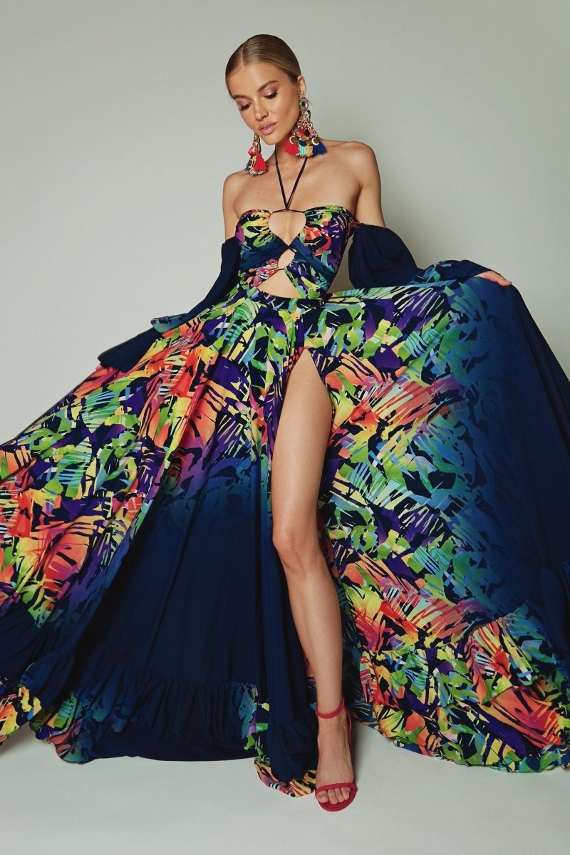Beautifully Crafted Dress in a Classic Style