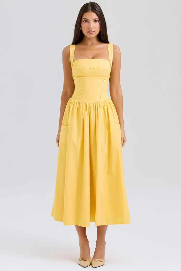 Sophisticated Dress with a Clean Classic Look