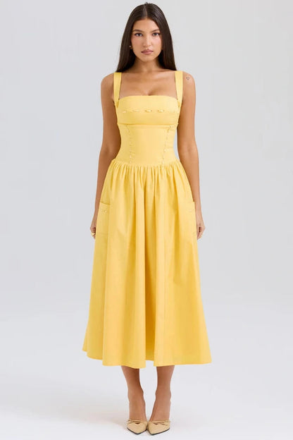 Sophisticated Dress with a Clean Classic Look
