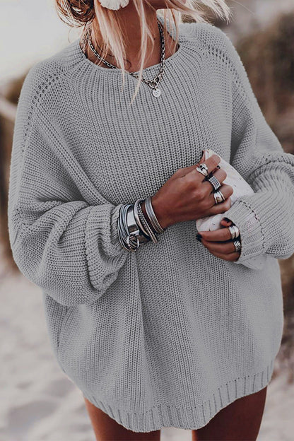 Well Tailored Sweater with a Graceful Silhouette