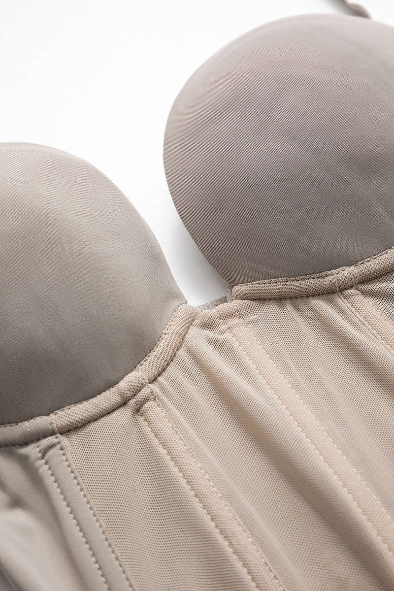 Sophisticated Garment with a Clean Classic Look