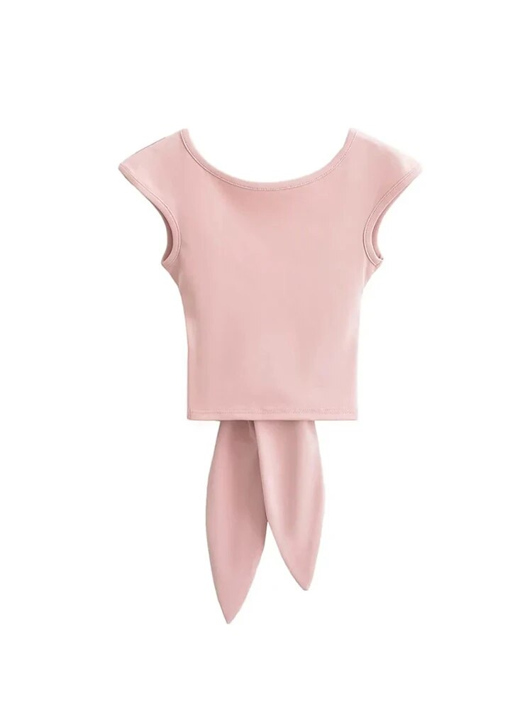 Polished Top with an Effortless Classic Look