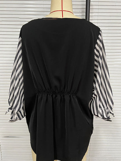 Effortlessly Elegant T-Shirt with a Timeless Design