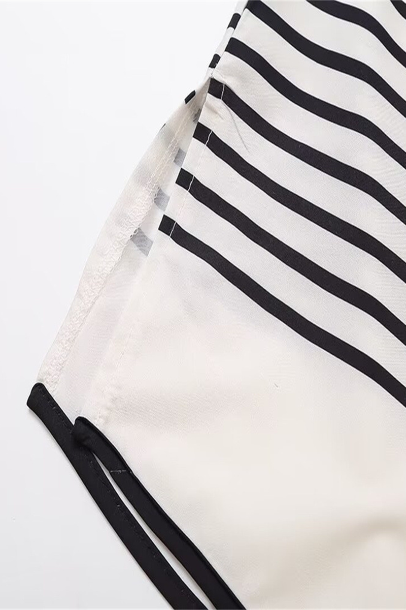 Beautifully Finished Blouse in a Timeless Design