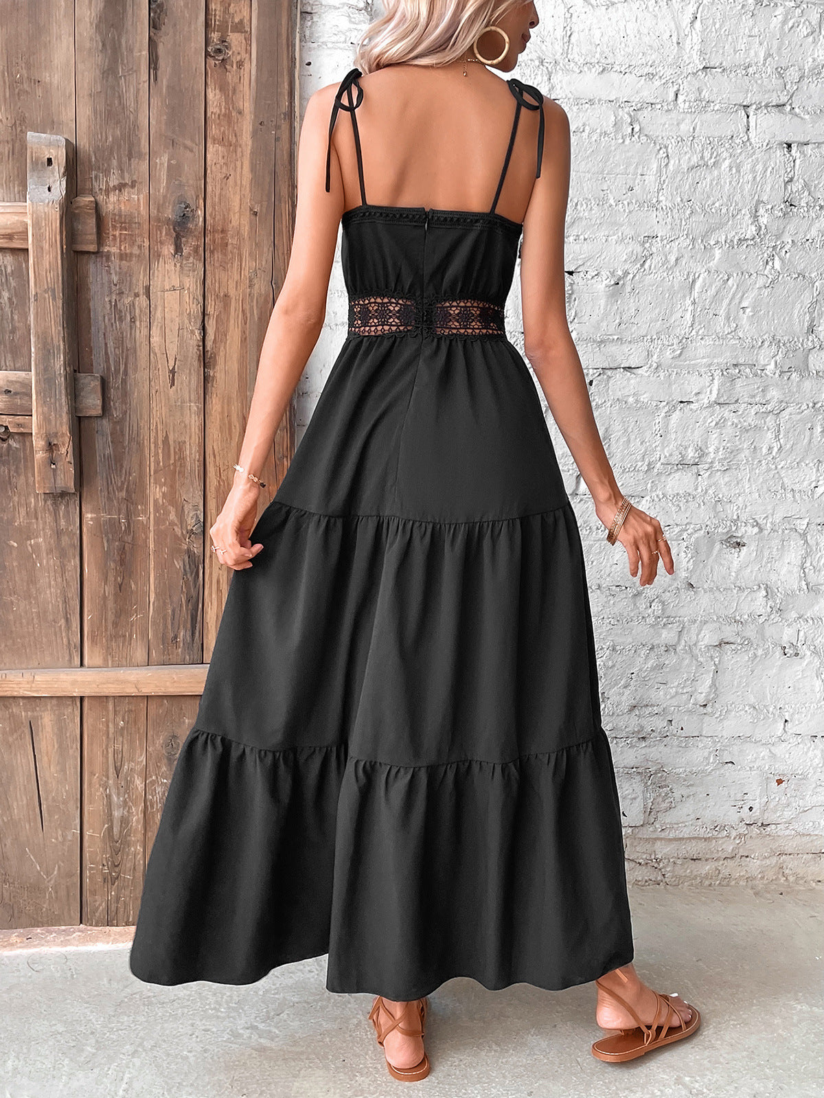 Effortlessly Elegant Garment with a Timeless Design