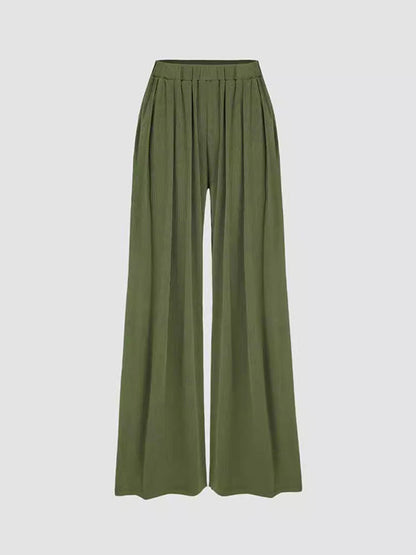 Classic Vintage Pants with a Flattering Fit