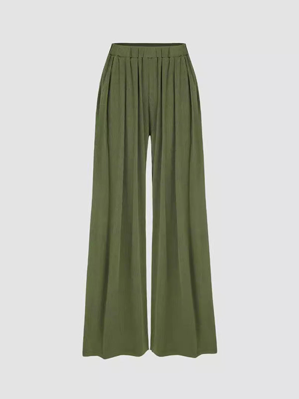 Classic Vintage Pants with a Flattering Fit