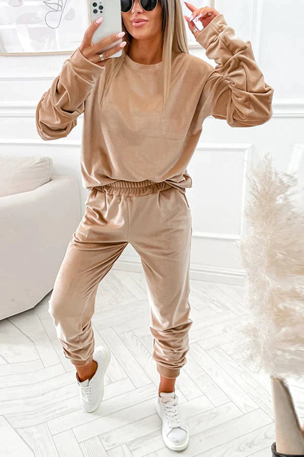 Polished Pullover with an Effortless Classic Look