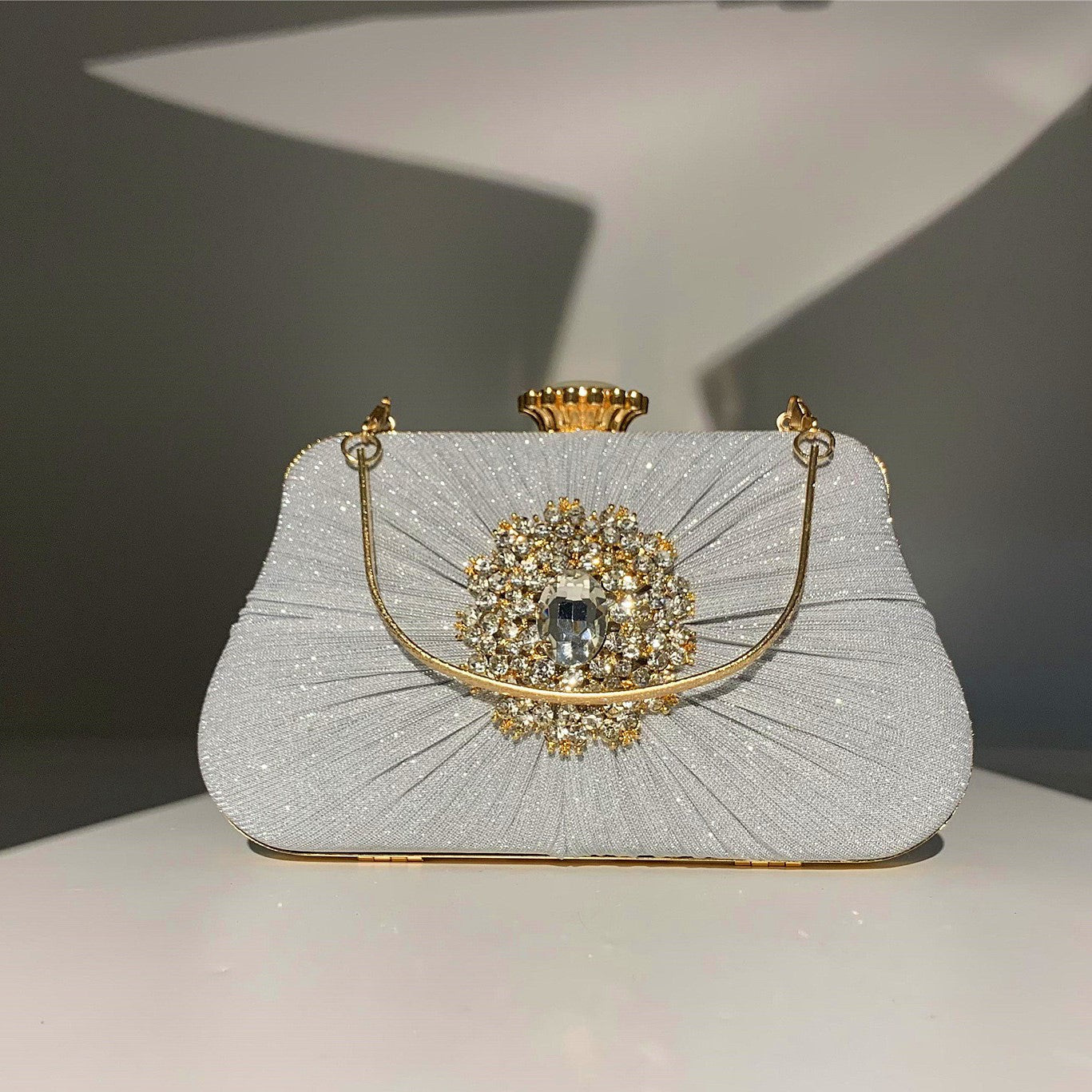 Beautifully Crafted Bag in a Classic Style