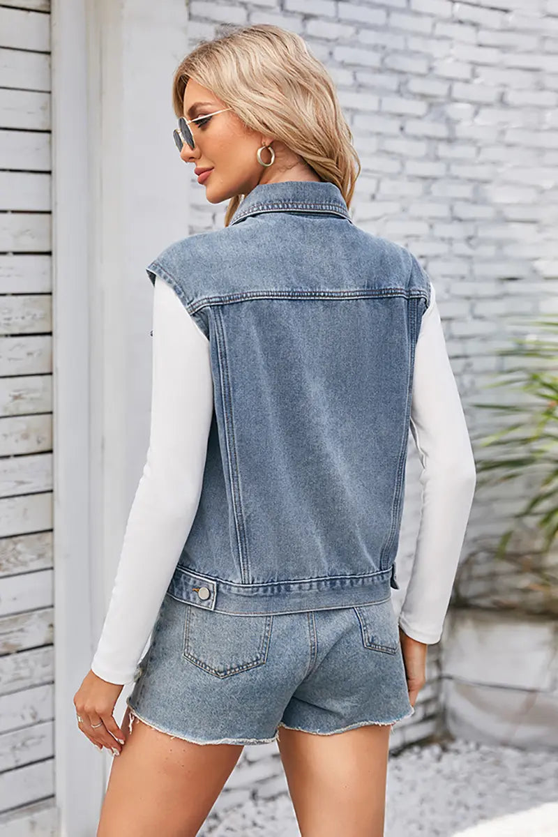 Gracefully Styled Garment for Any Occasion