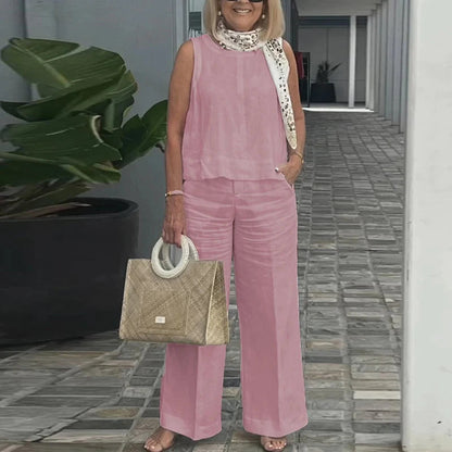 Effortlessly Elegant Garment with a Timeless Design