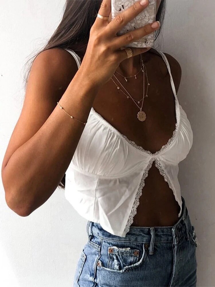 Classic Vintage Top with a Flattering Fit