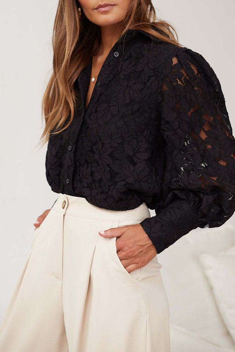 Sophisticated Blouse with a Clean Classic Look