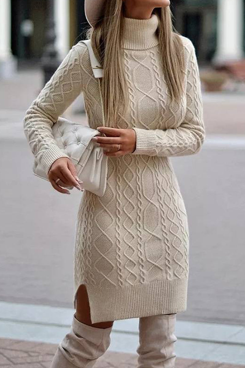 Beautifully Finished Dress in a Timeless Design