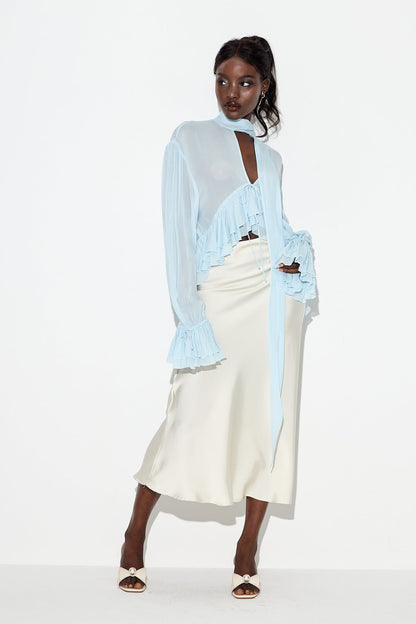 A Vintage Style Top with Delicate Timeless Details