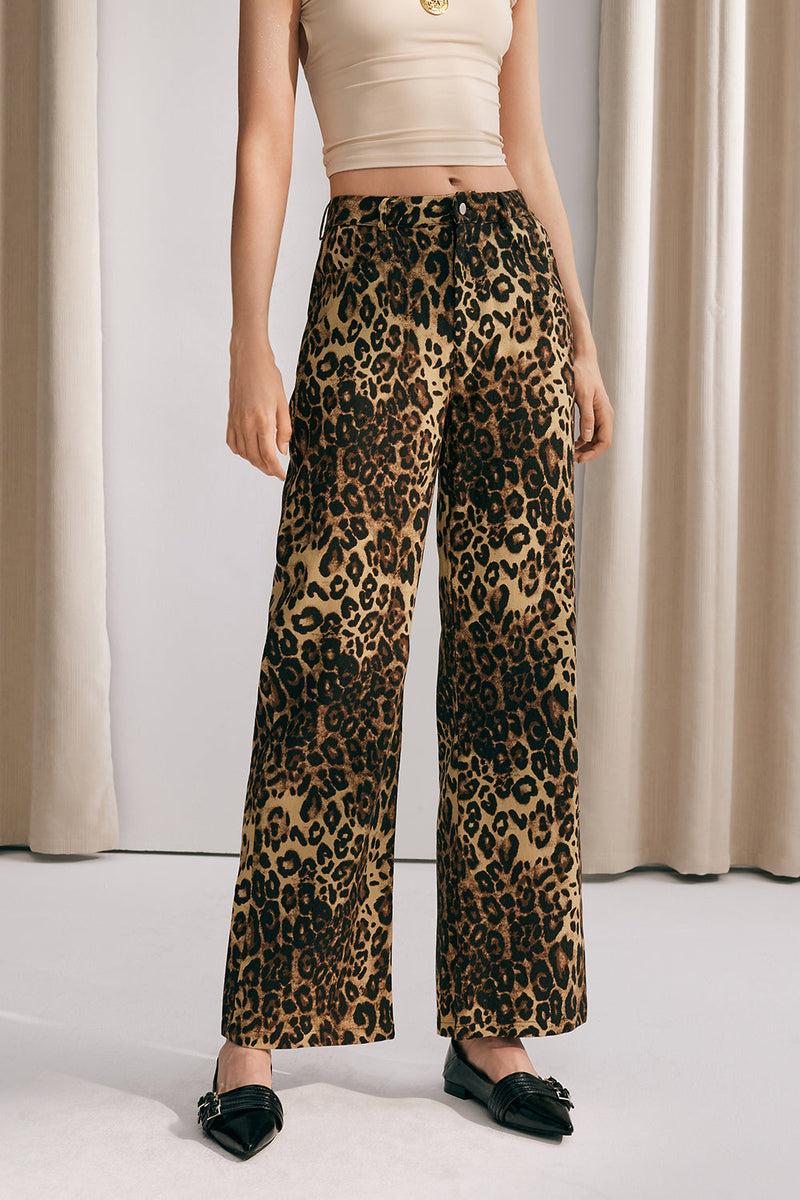 Effortlessly Elegant Pants with a Timeless Design