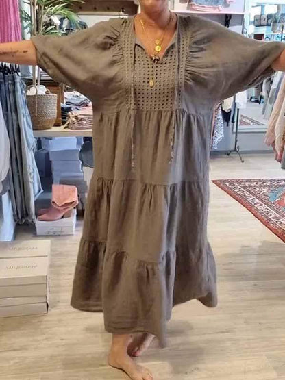 Classic Vintage Dress with a Flattering Fit