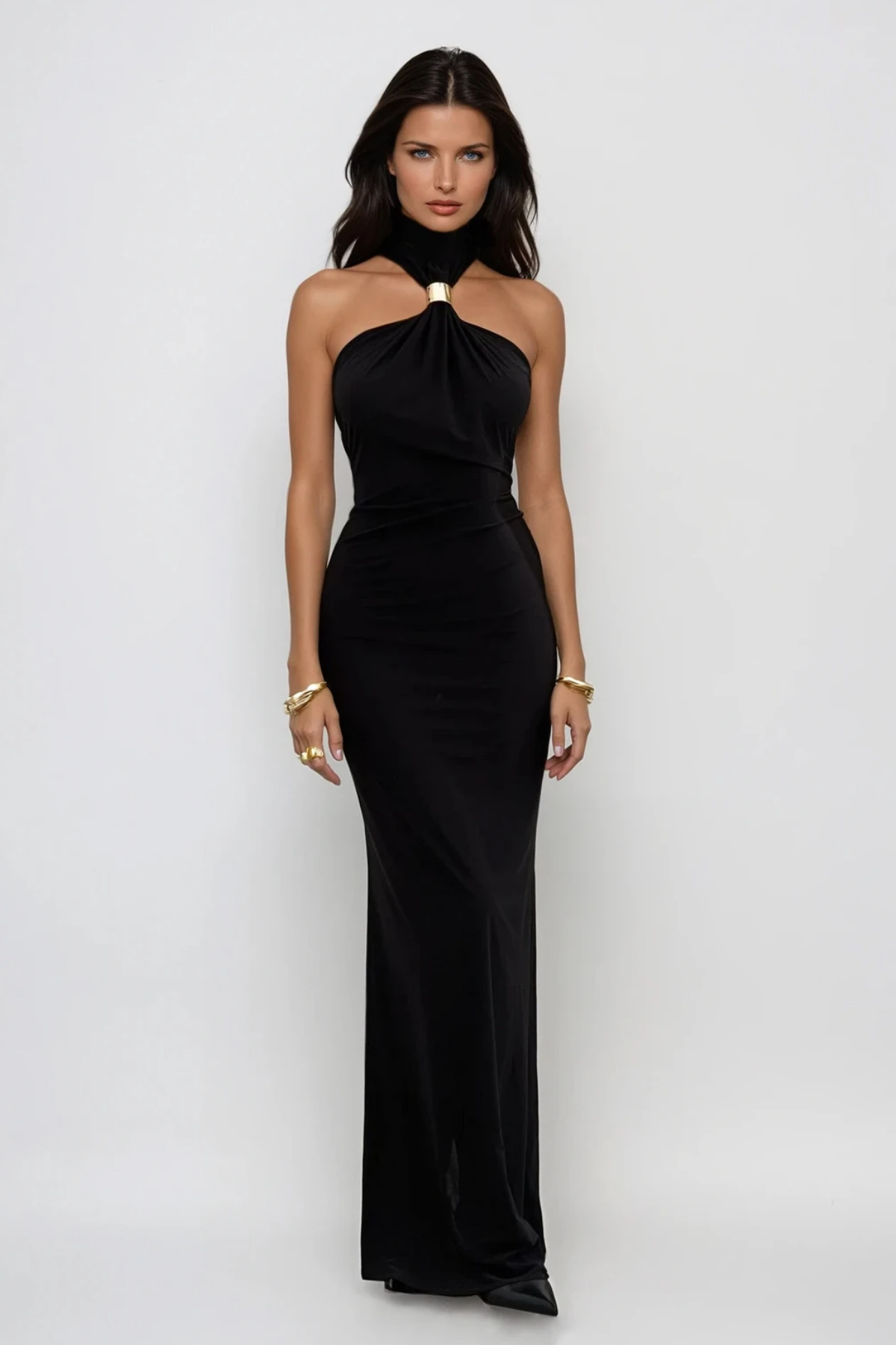 Beautifully Finished Dress in a Timeless Design