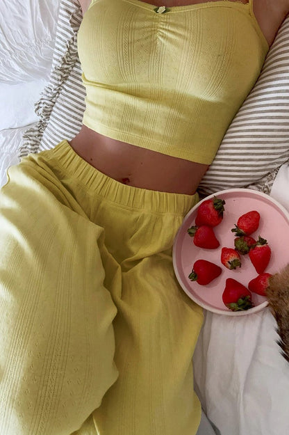 Elegantly Styled Pants for Everyday Wear