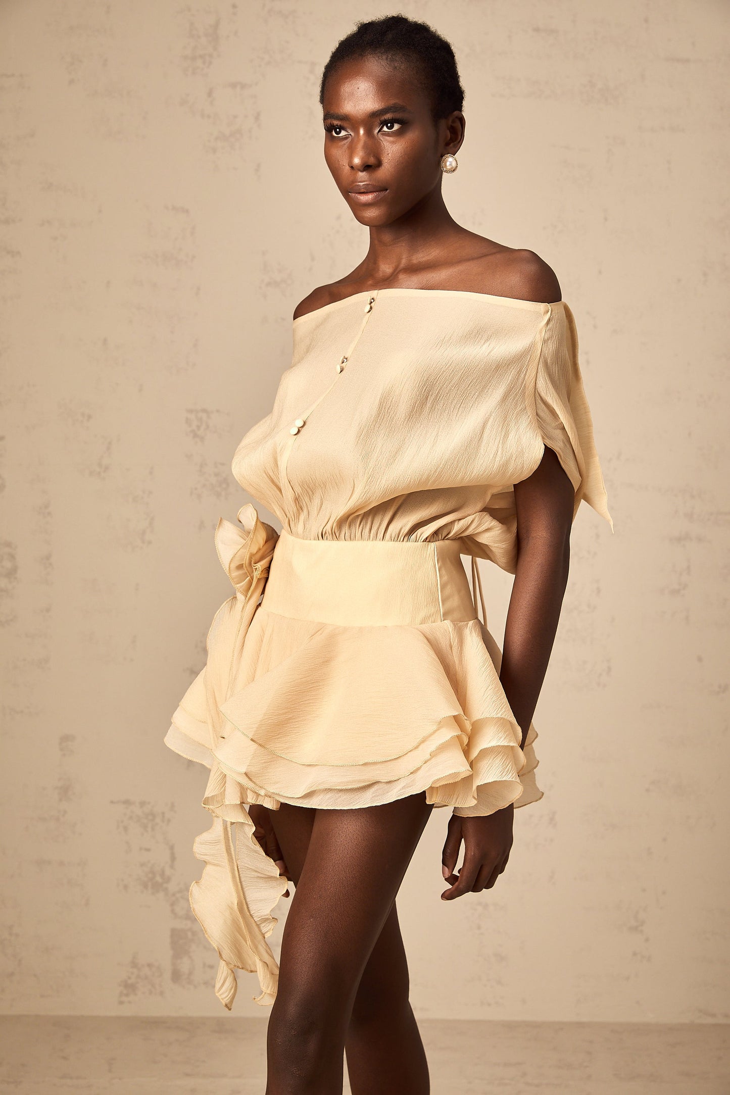 Beautifully Crafted Dress in a Classic Style
