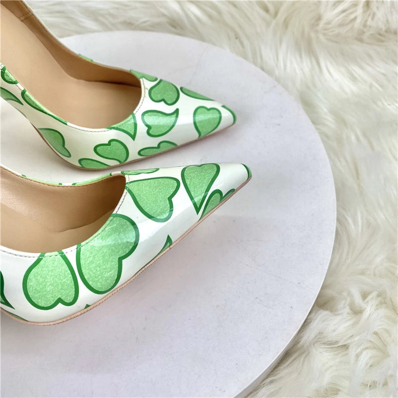 Well Tailored Shoes with a Graceful Silhouette