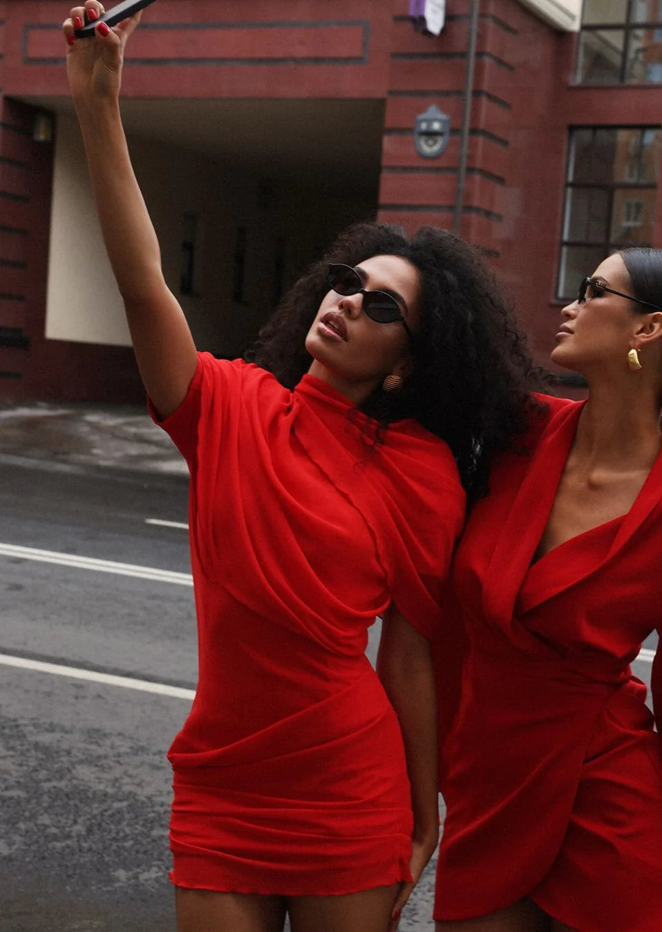 Gracefully Styled Dress for Any Occasion