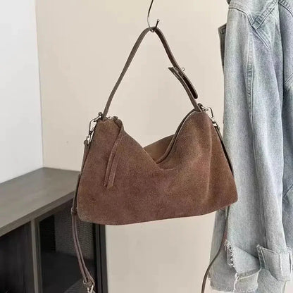 Effortlessly Elegant Bag with a Timeless Design