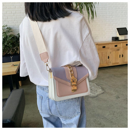 Polished Bag with an Effortless Classic Look