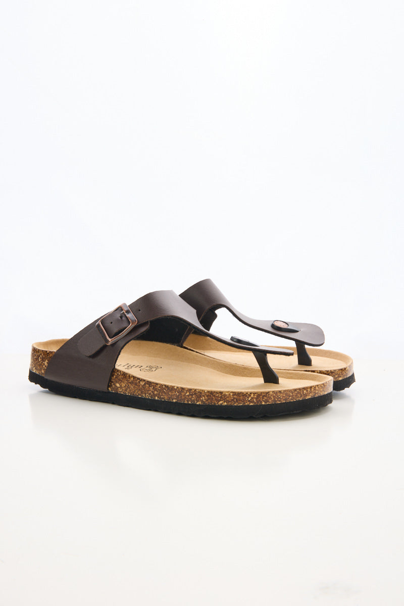 Sophisticated Garment with a Clean Classic Look