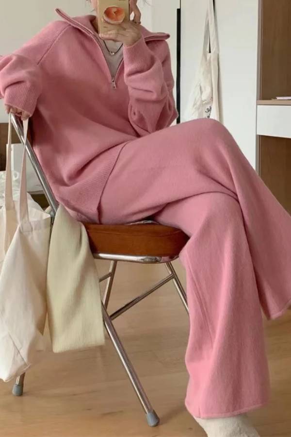 Beautifully Finished Sweater in a Timeless Design