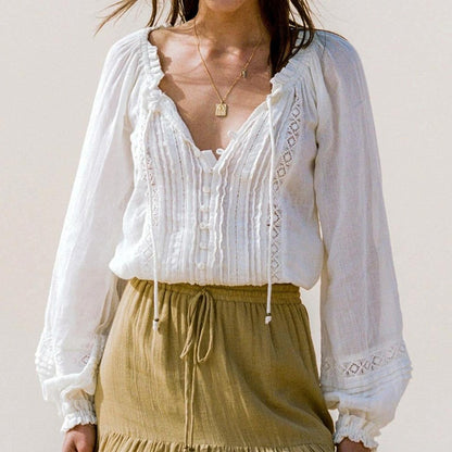 Sophisticated Blouse with a Clean Classic Look