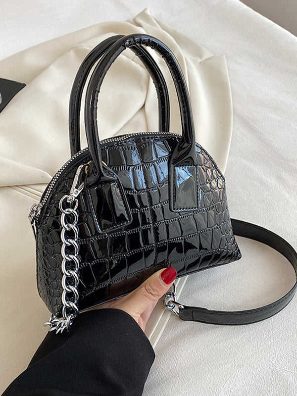 Beautifully Crafted Bag in a Classic Style