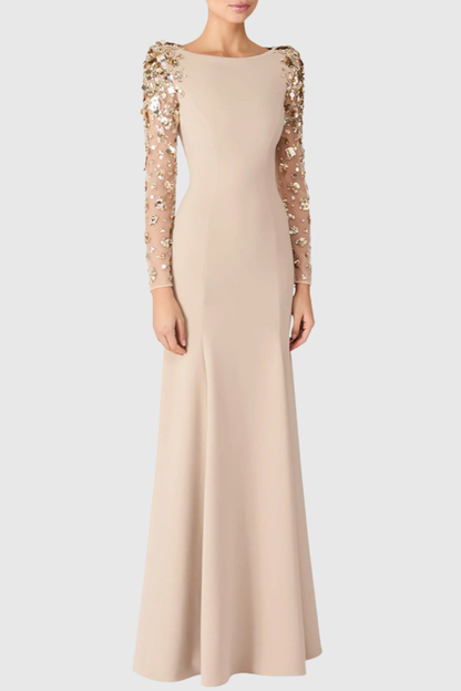 Sophisticated Dress with a Clean Classic Look
