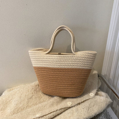 Effortlessly Elegant Bag with a Timeless Design