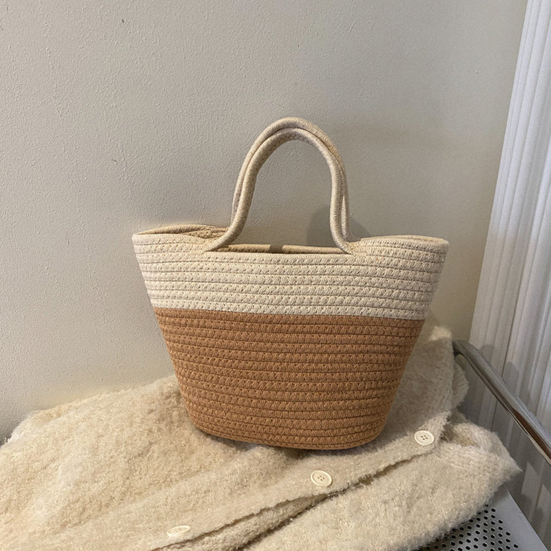 Effortlessly Elegant Bag with a Timeless Design