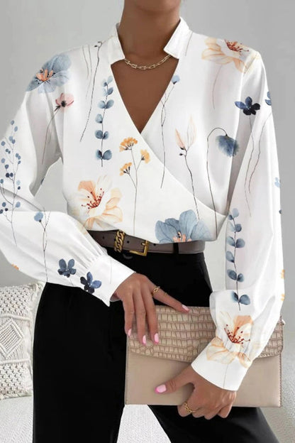 Classic Vintage Blouse with a Flattering Fit