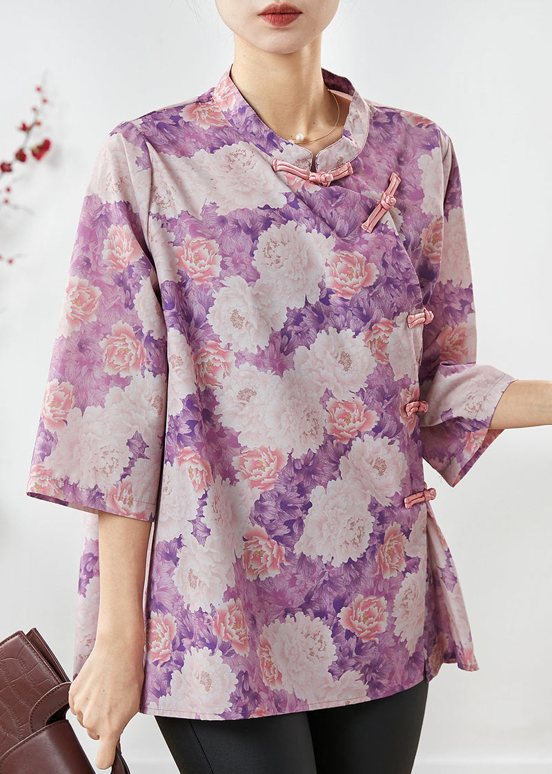 A Vintage Style Top with Delicate Timeless Details